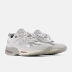 Unisex 991v2 Lifestyle Sneakers