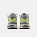Unisex 991v2 Lifestyle Sneakers