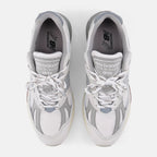 Unisex 991v2 Lifestyle Sneakers