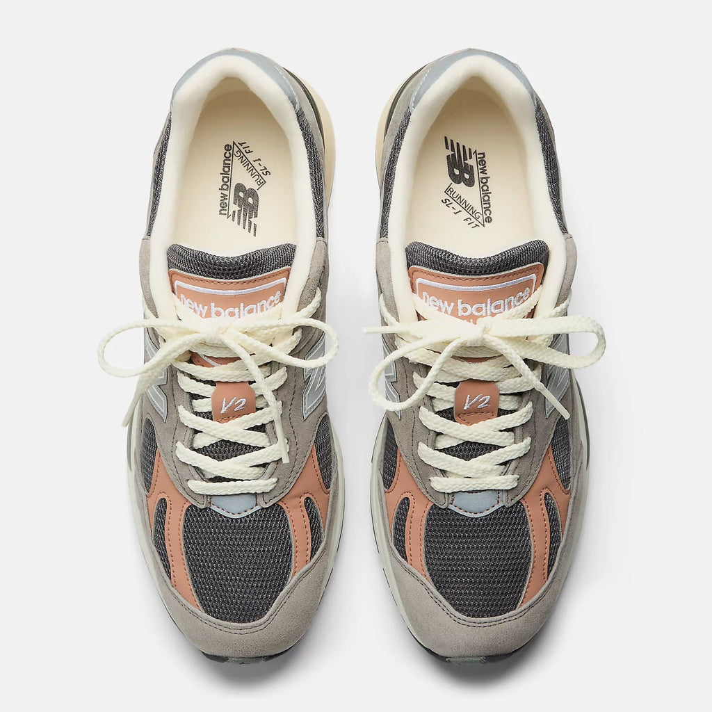 Unisex 991v2 Lifestyle Sneakers