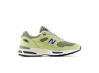 Unisex 991v2 Lifestyle Sneakers