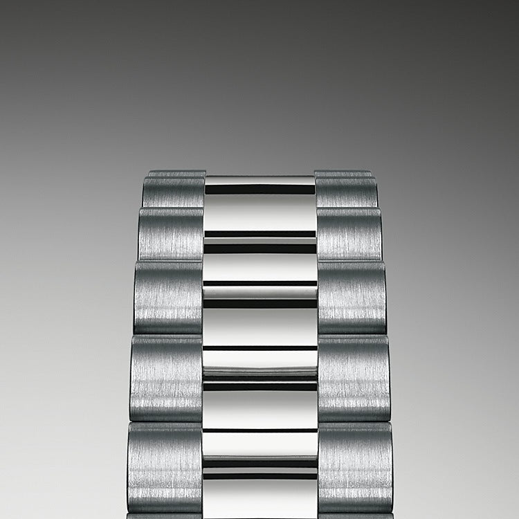 Day-Date, 40mm, Platinum, Ref# 228236-0010